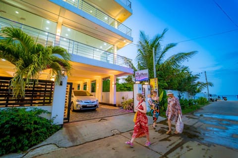 Property building, Parking