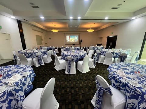 Meeting/conference room