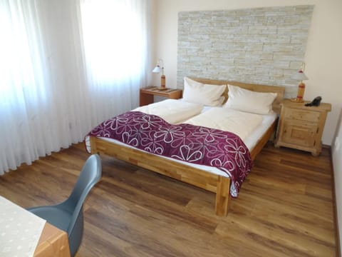 Hotel & Weinstube Restaurant Filling Hotel in Frankenthal