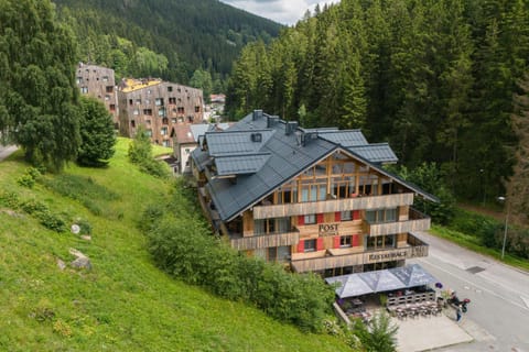 Property building, Facade/entrance, Off site, Day, Property logo or sign, Summer, View (from property/room), Hiking, Cycling, Logo/Certificate/Sign, On site, City view, Garden view, Mountain view, Area and facilities, Sports, Seasons, Time of day, Location