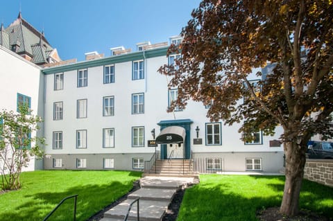 Property building, Day