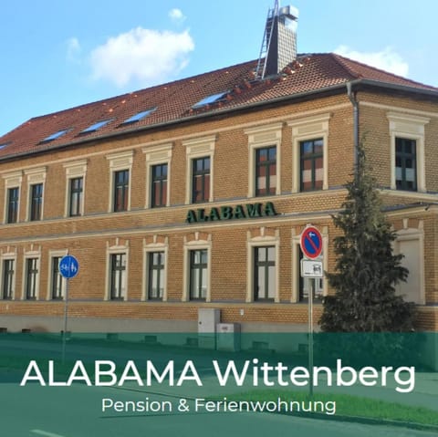 Property building, Facade/entrance, Logo/Certificate/Sign