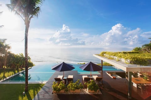 Sea view, Swimming pool, sunbed