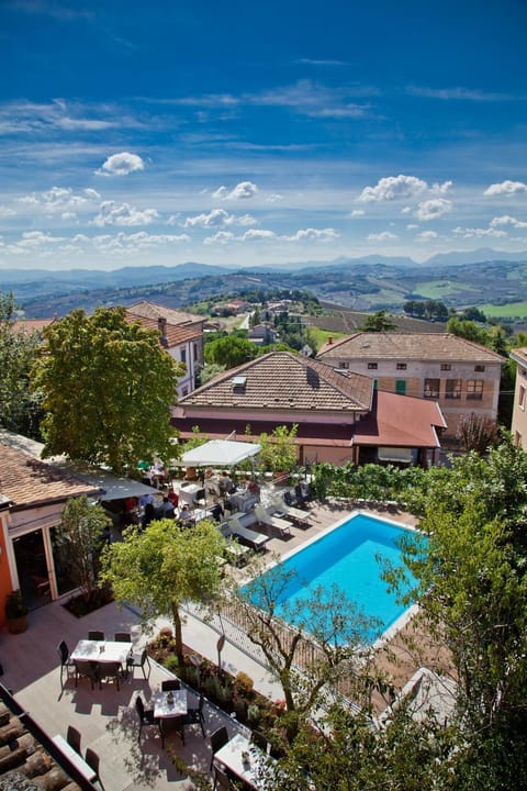 Property building, Mountain view, Swimming pool