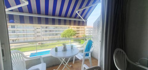 Balcony/Terrace, Pool view