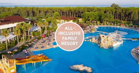 Property building, Spring, Natural landscape, Activities, Summer, Aqua park, Area and facilities, Swimming pool, sunbed