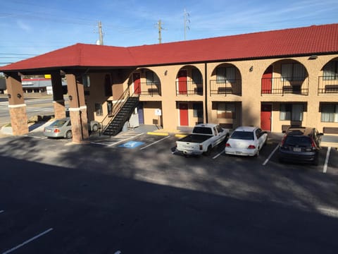 Property building, Day