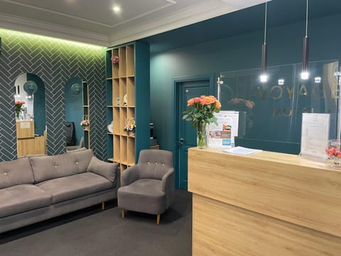 Lobby or reception, Seating area
