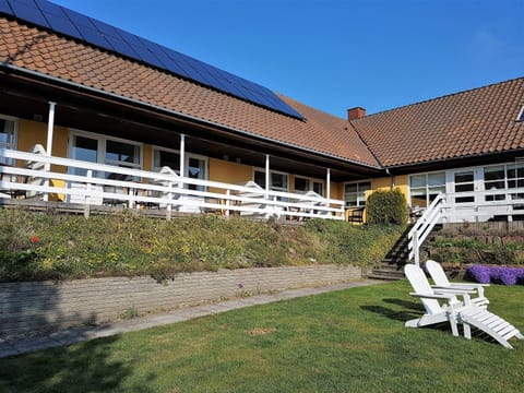 Property building, Garden