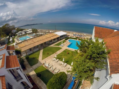 Bird's eye view, Garden, Beach, Swimming pool