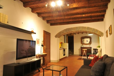 Living room, Photo of the whole room