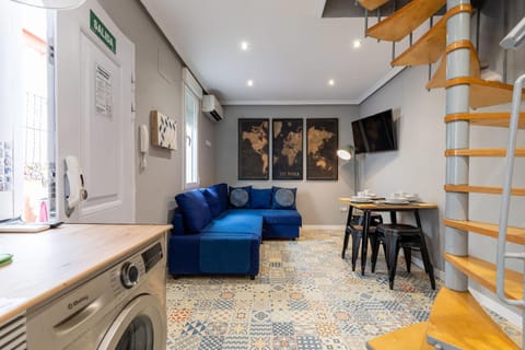TV and multimedia, Living room, Dining area