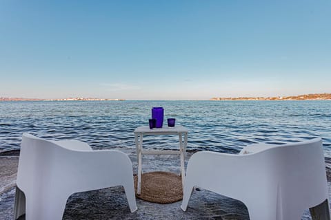 City view, Sea view