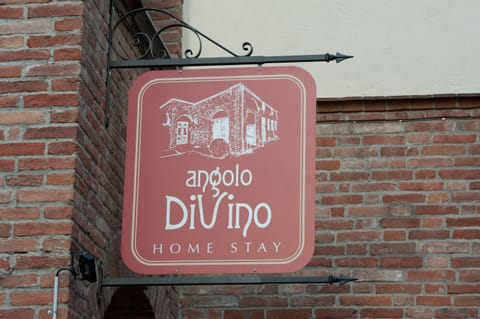 Property logo or sign