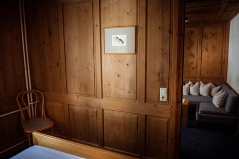 Living room, Photo of the whole room, Seating area, Bedroom