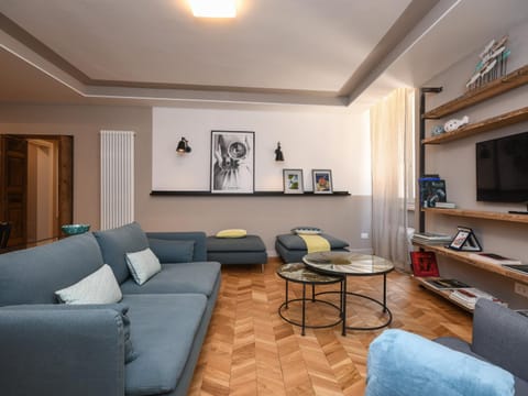 Property building, Living room