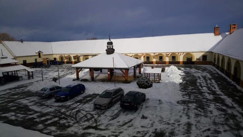 View (from property/room), Area and facilities