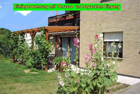 Property building, Facade/entrance, Garden