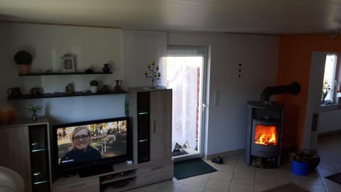 Living room, Photo of the whole room