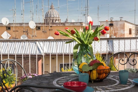 Balcony/Terrace, City view, Landmark view