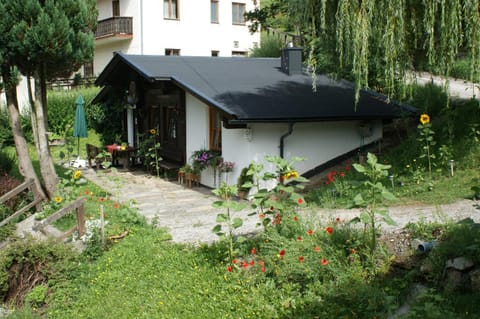 BBQ facilities, Garden, Balcony/Terrace