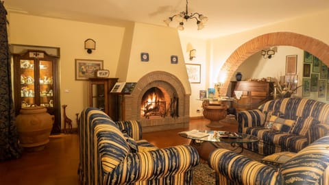 Living room, flat iron