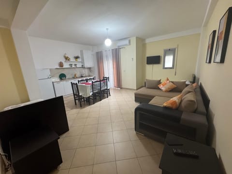 Julia Apartments Apartment in Vlorë