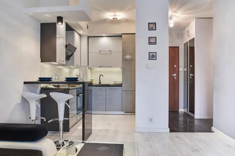 Kitchen or kitchenette, Living room, Seating area, oven, pet friendly, kitchen