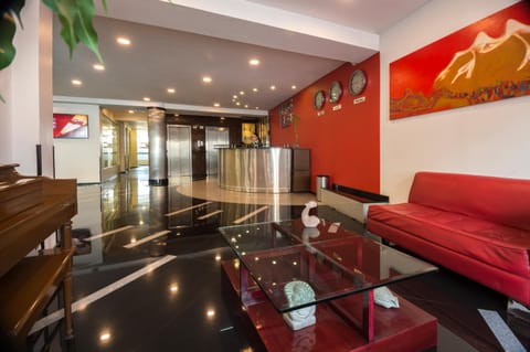 Living room, Lobby or reception