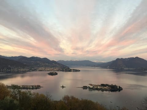 Lake view, Landmark view, Mountain view