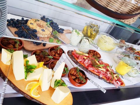 Restaurant/places to eat, Food and drinks, Food, Breakfast, Buffet breakfast