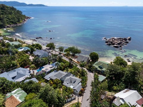 Neighbourhood, Bird's eye view, Sea view