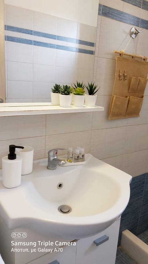 Sunny Studios Naxos Apartment in Naxos, Naxos and Lesser Cyclades, Greece