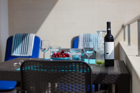 Balcony/Terrace, Dining area