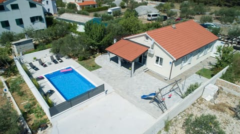 Villa Divna Vodice-Srima House in Šibenik-Knin County, Croatia