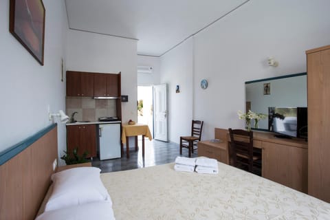 TV and multimedia, Kitchen or kitchenette, Bedroom