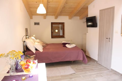 TV and multimedia, Bedroom