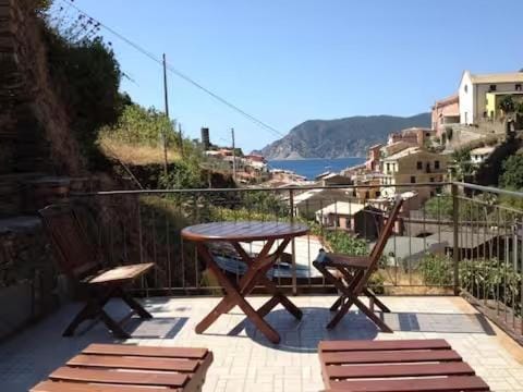 Camere Giuliano basso Bed and Breakfast in Vernazza