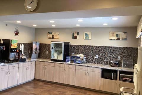 Restaurant/places to eat, Dining area, On site, Breakfast