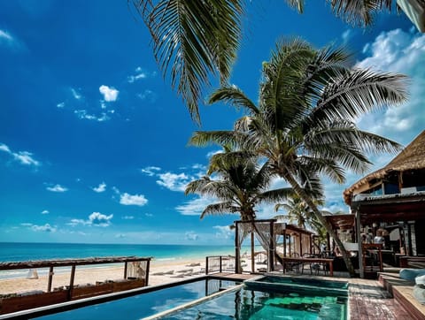 Swimming pool