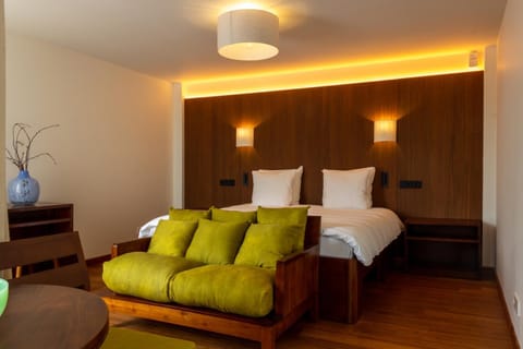 Bed, Seating area, Bedroom
