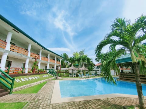 Property building, Day, Garden, Garden view, Pool view, Swimming pool