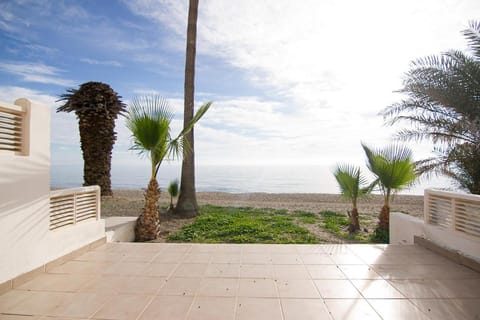 Off site, Balcony/Terrace