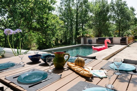 Maison d’Etienne House in Lacoste