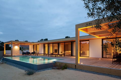 Balcony/Terrace, Swimming pool
