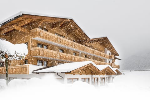 Property building, Winter