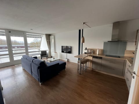 TV and multimedia, Kitchen or kitchenette, Living room, Photo of the whole room