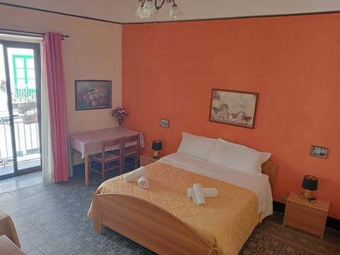 Bed, Bedroom, internet, internet, towels