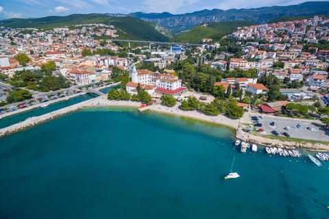 Nearby landmark, Neighbourhood, Bird's eye view, Beach