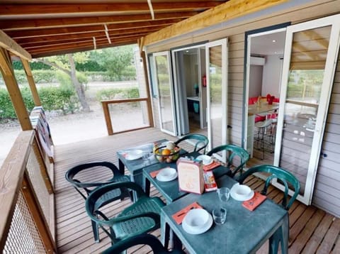 Camping Mas De Pierredon Campground/ 
RV Resort in Sanary-sur-Mer